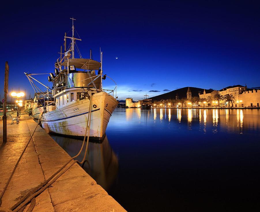 Blue View Apartments Trogir Exterior photo